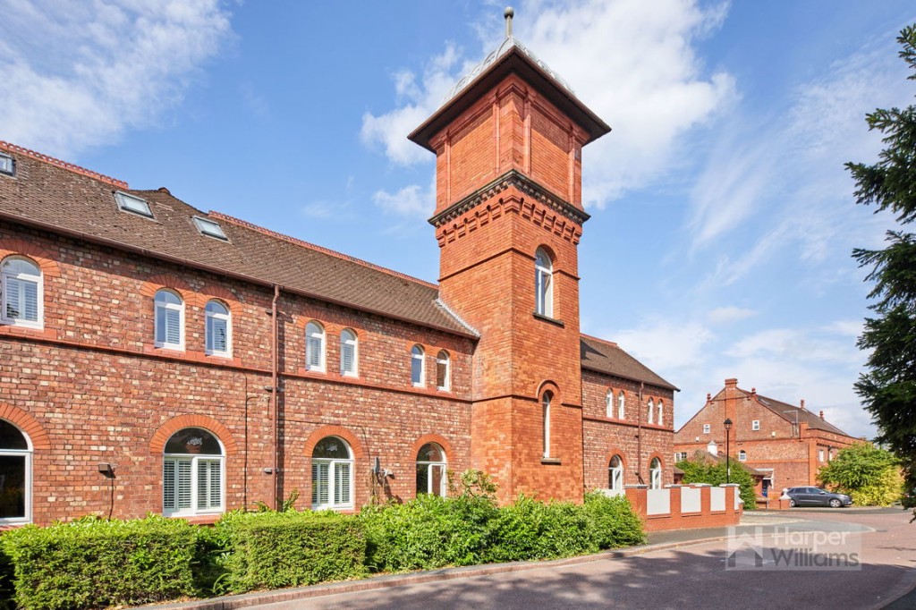 Newland Mews, Culcheth, Warrington, WA3 4EN