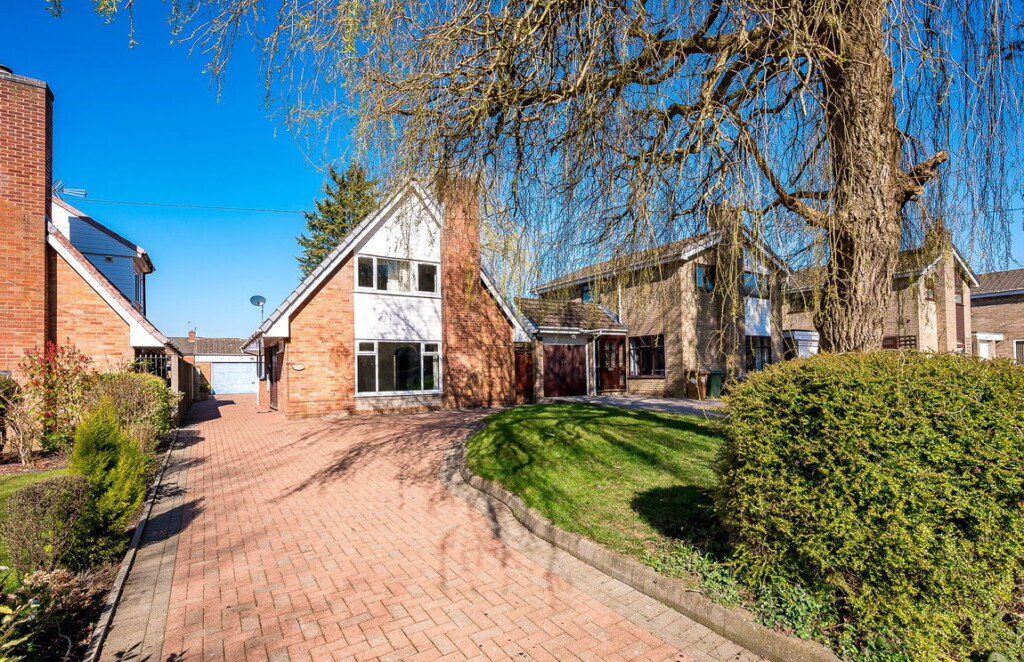 Burrows Lane, Eccleston, St. Helens, WA10 5AN