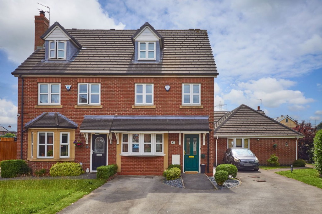 Hawkhurst Park, Leigh, WN7 2TG