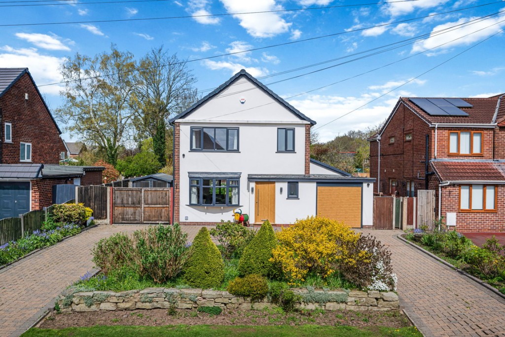 Lodge Drive, Culcheth, Warrington, WA3 4ES