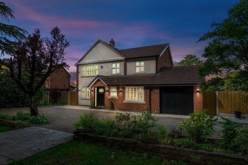 Culcheth Hall Drive, Culcheth, Warrington, WA3 4PS